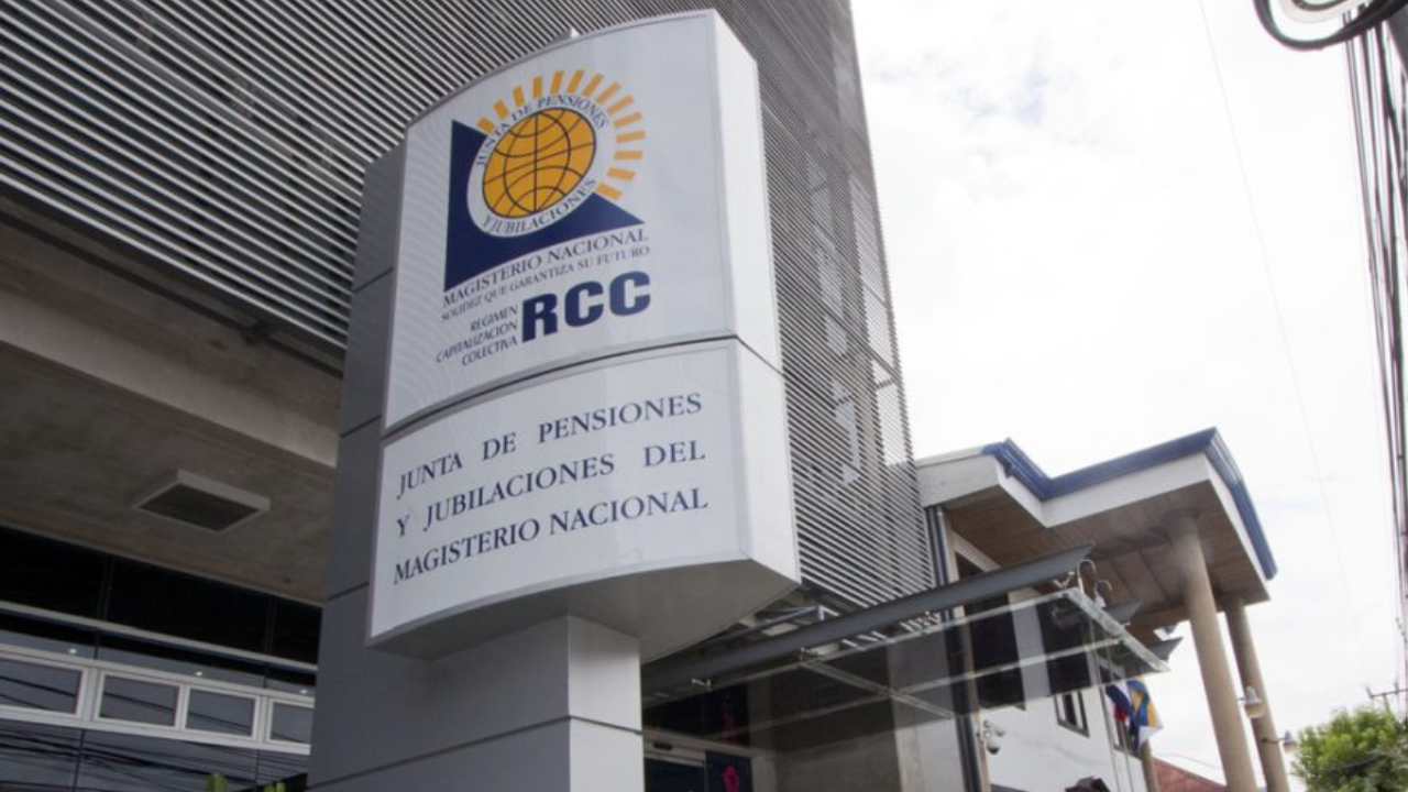 oficina de la Junta de Pensiones del Magisterio Nacional 
